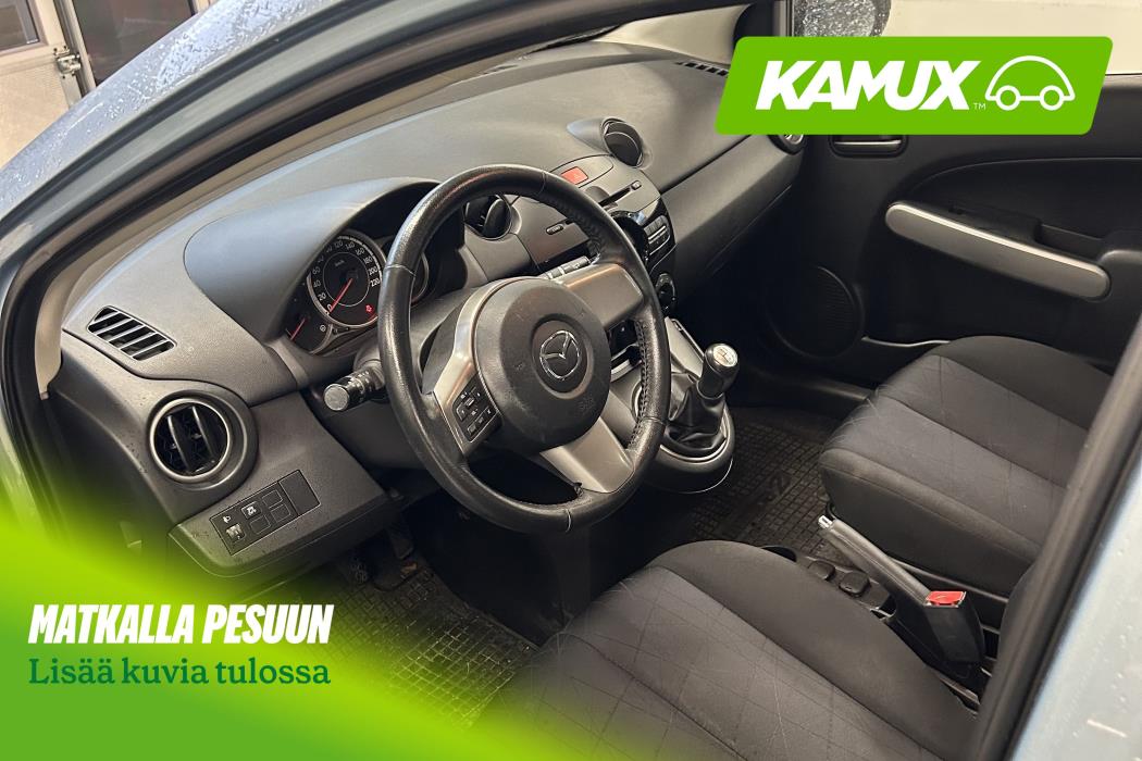Mazda 2 2013