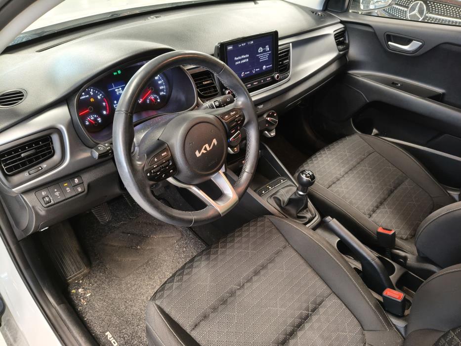 Kia Rio 2021