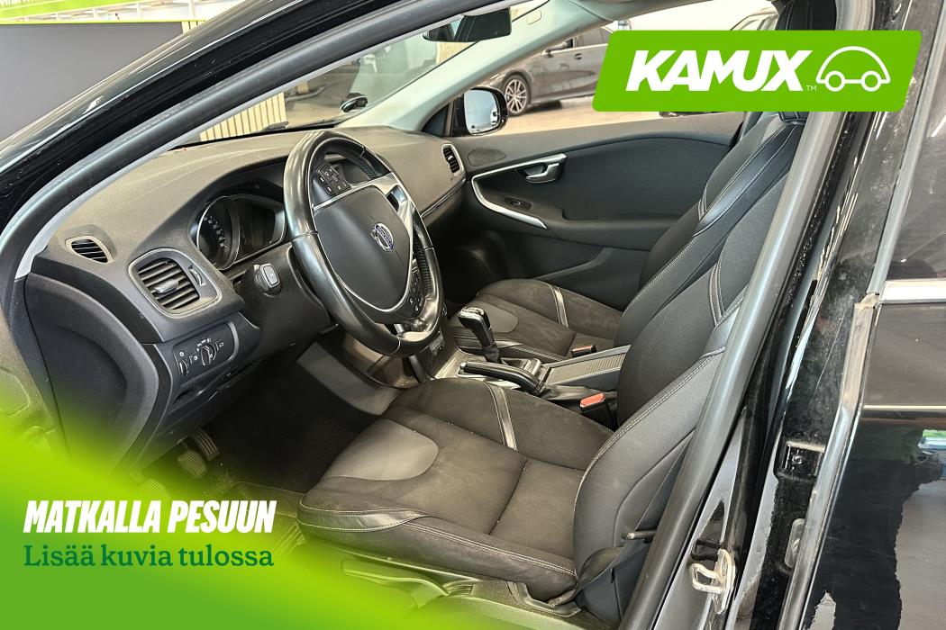Volvo V40 2015