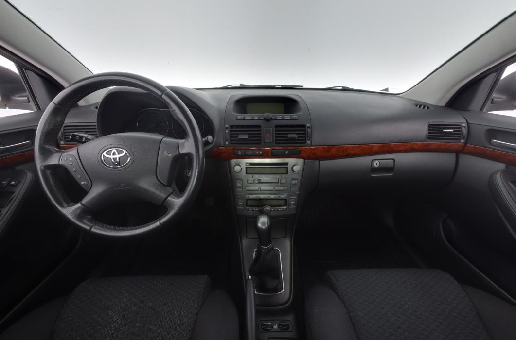 Toyota Avensis 2005