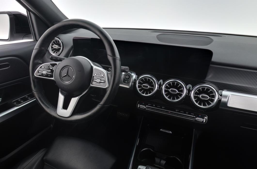 Mercedes-Benz GLB 2021