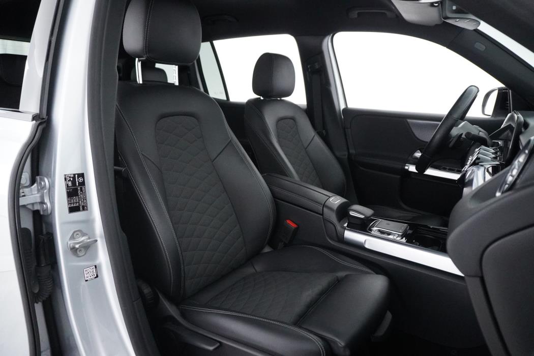 Mercedes-Benz GLB 2021