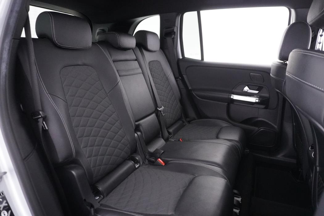 Mercedes-Benz GLB 2021