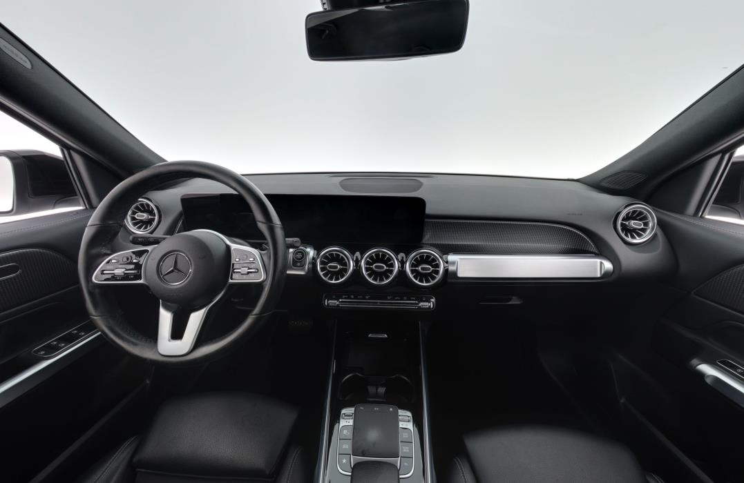 Mercedes-Benz GLB 2021