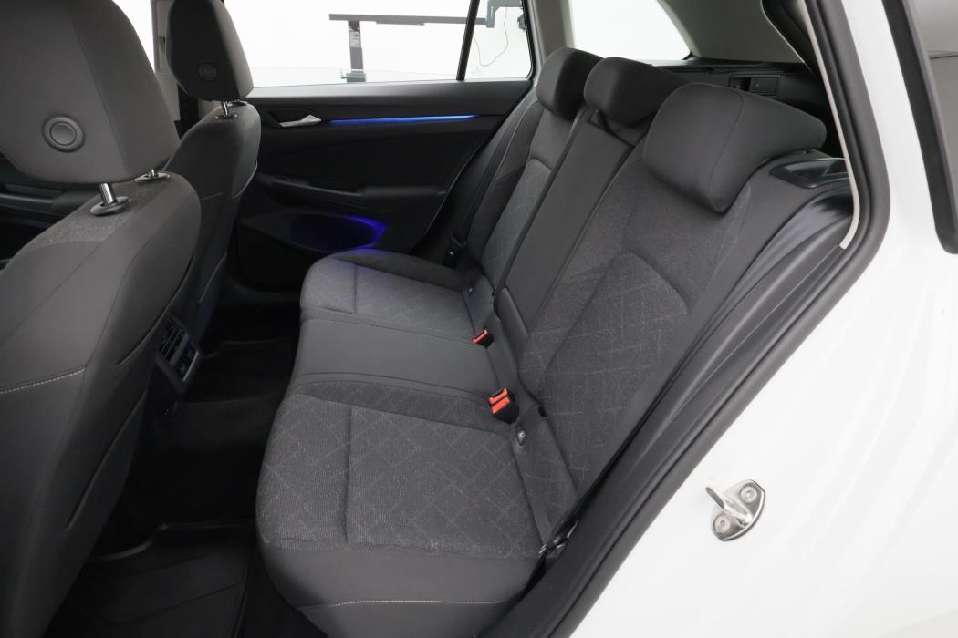 Volkswagen Golf 2021