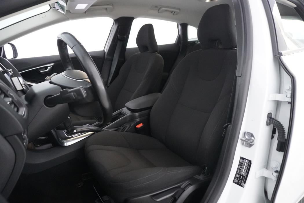 Volvo V40 2017