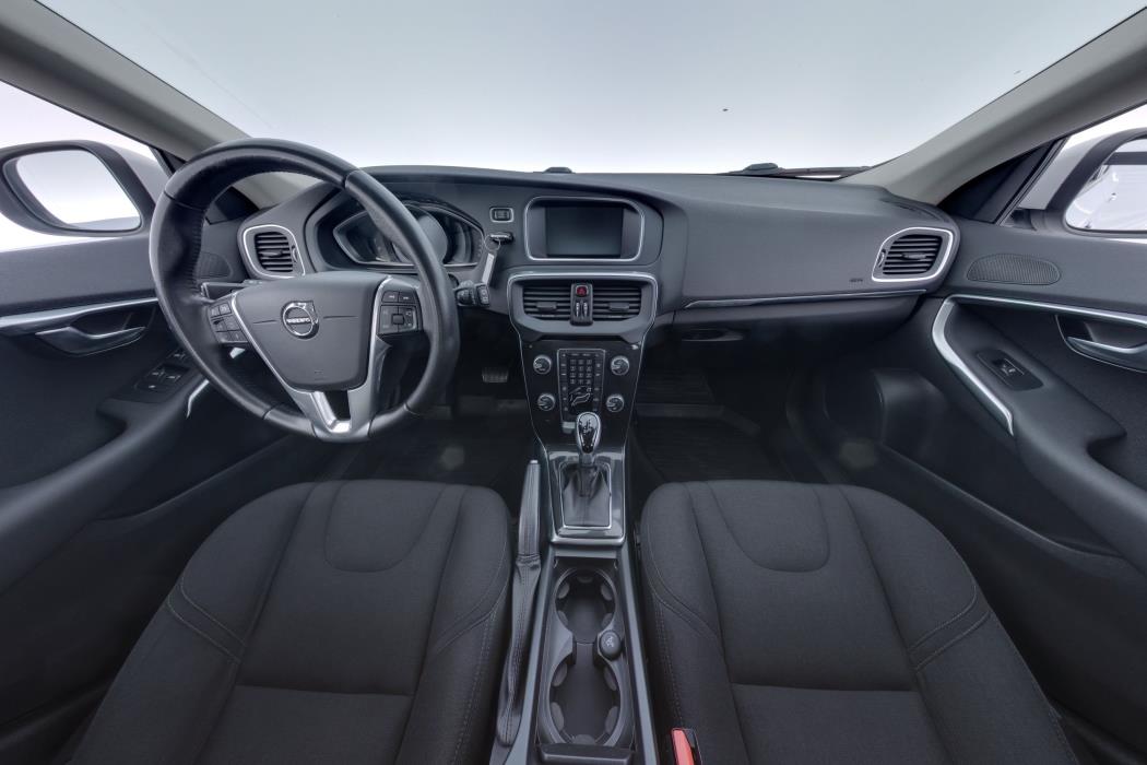 Volvo V40 2017