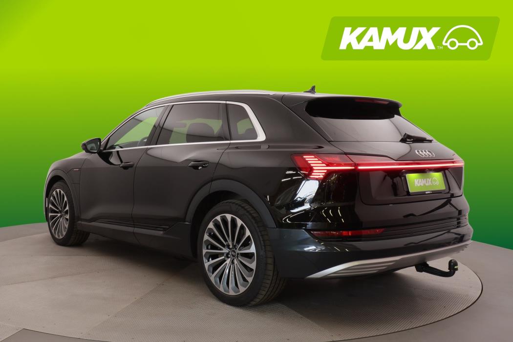 Audi e-tron 2023