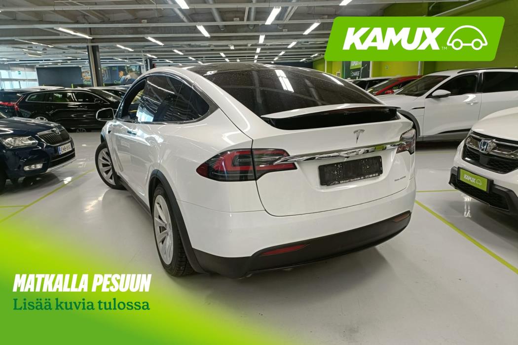 Tesla Model X 2020