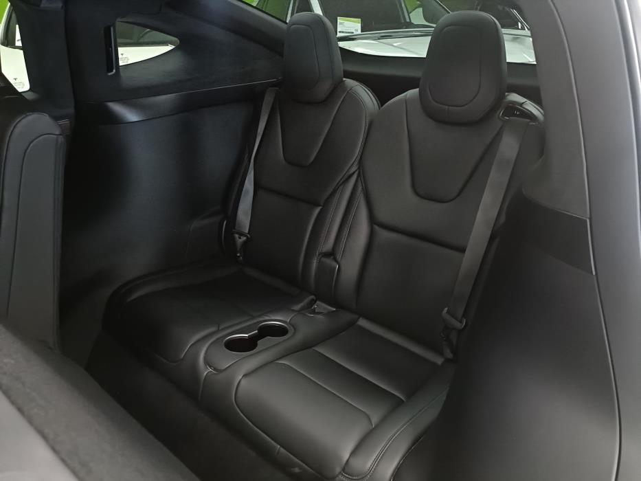 Tesla Model X 2020