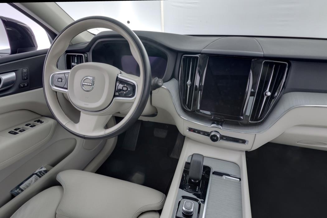 Volvo XC60 2024