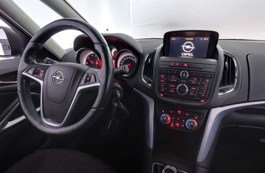 Opel Zafira Tourer 2014