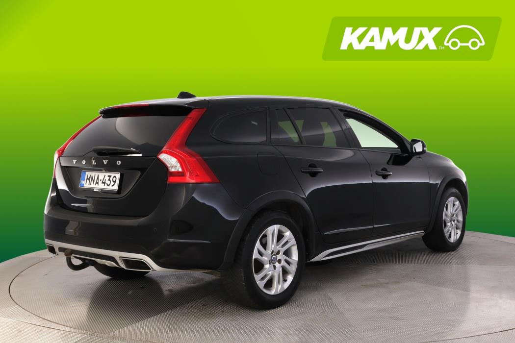 Volvo V60 Cross Country 2018