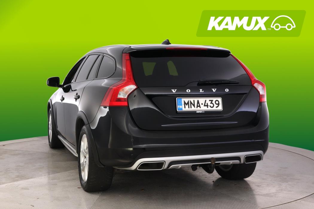 Volvo V60 Cross Country 2018