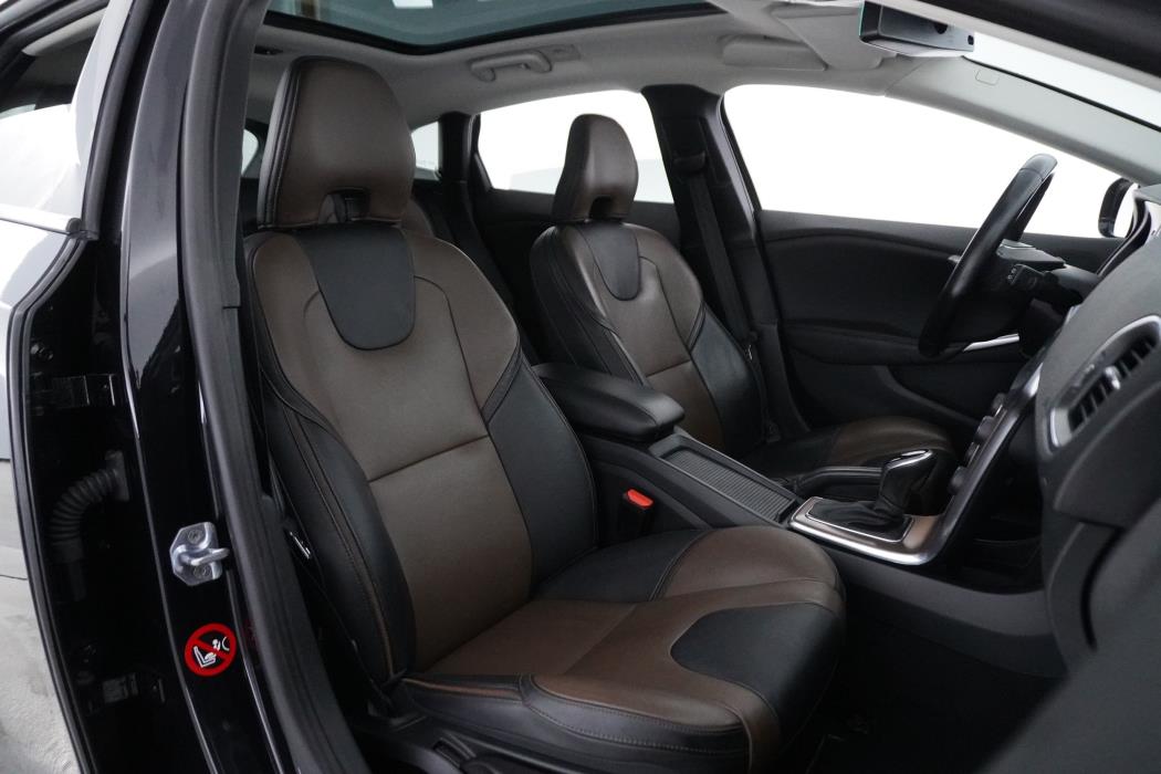 Volvo V40 Cross Country 2014