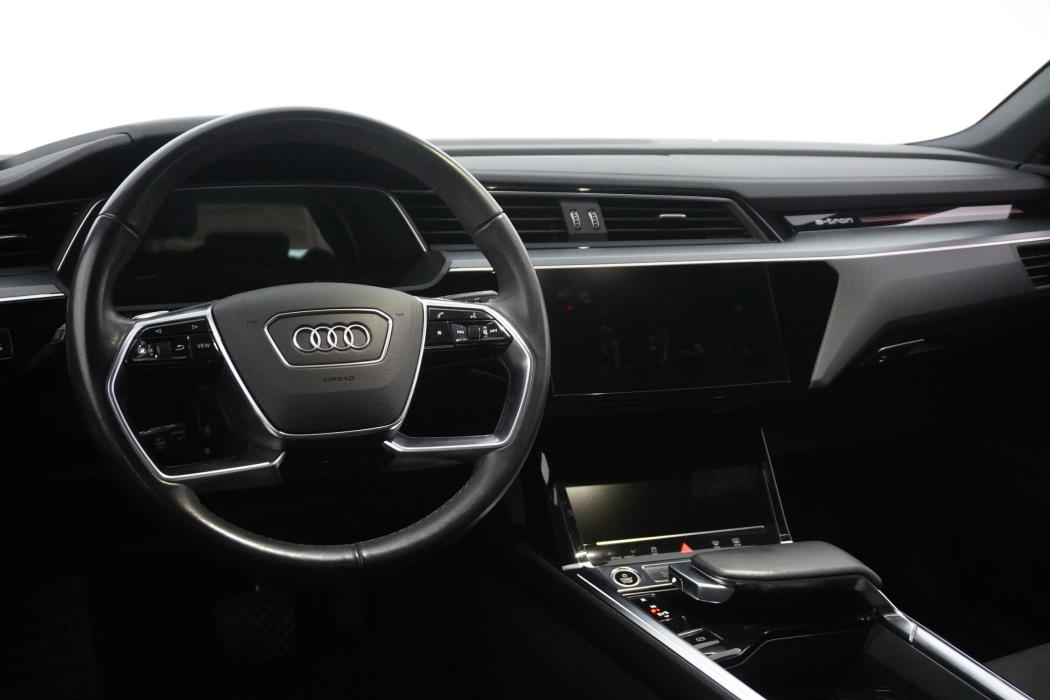 Audi e-tron 2022