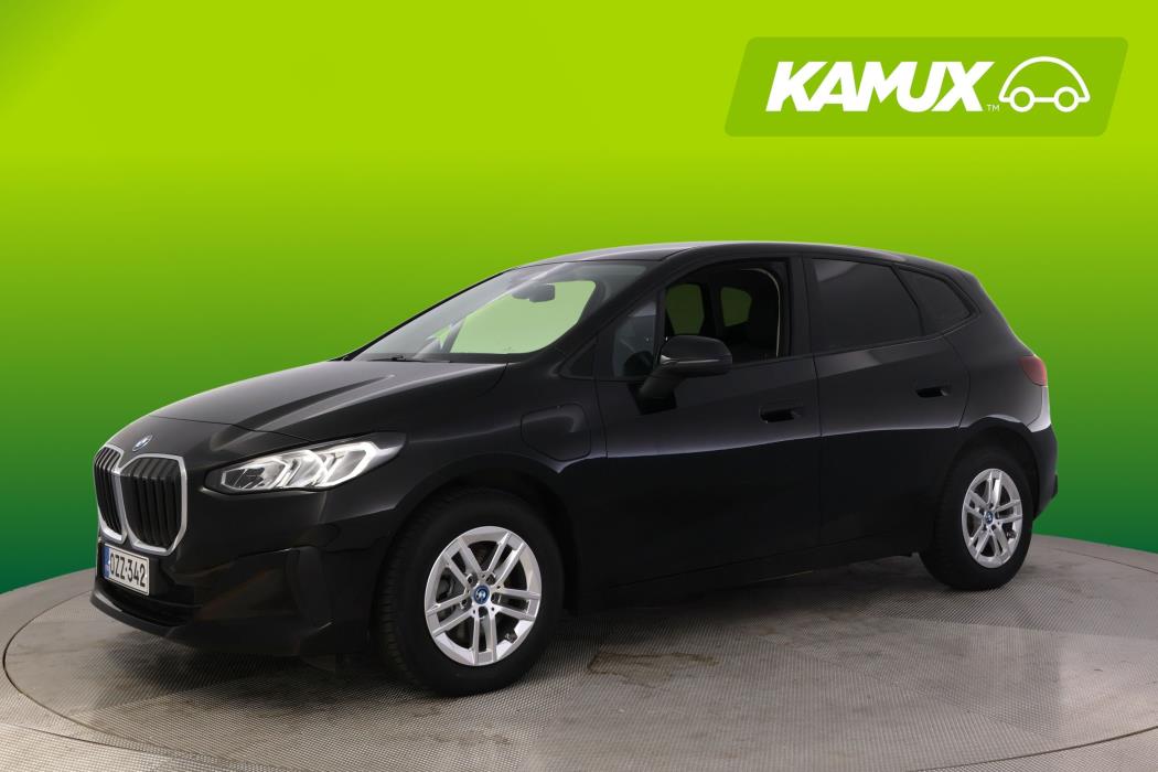 BMW 225 2023