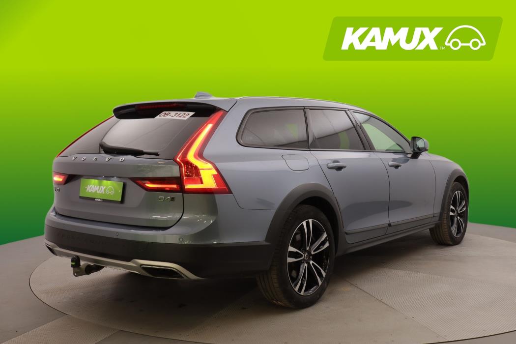 Volvo V90 Cross Country 2017