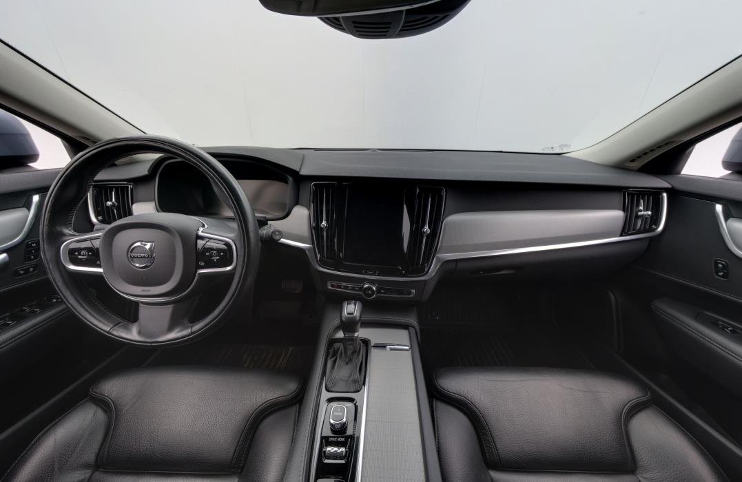 Volvo V90 Cross Country 2017