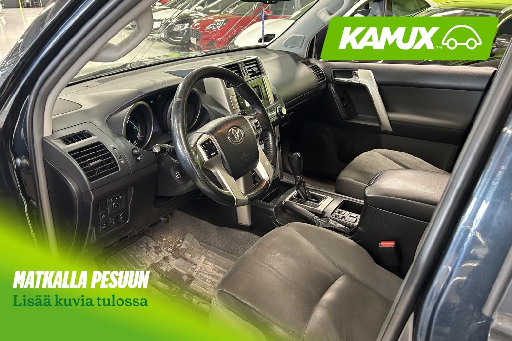 Toyota Land Cruiser 2010