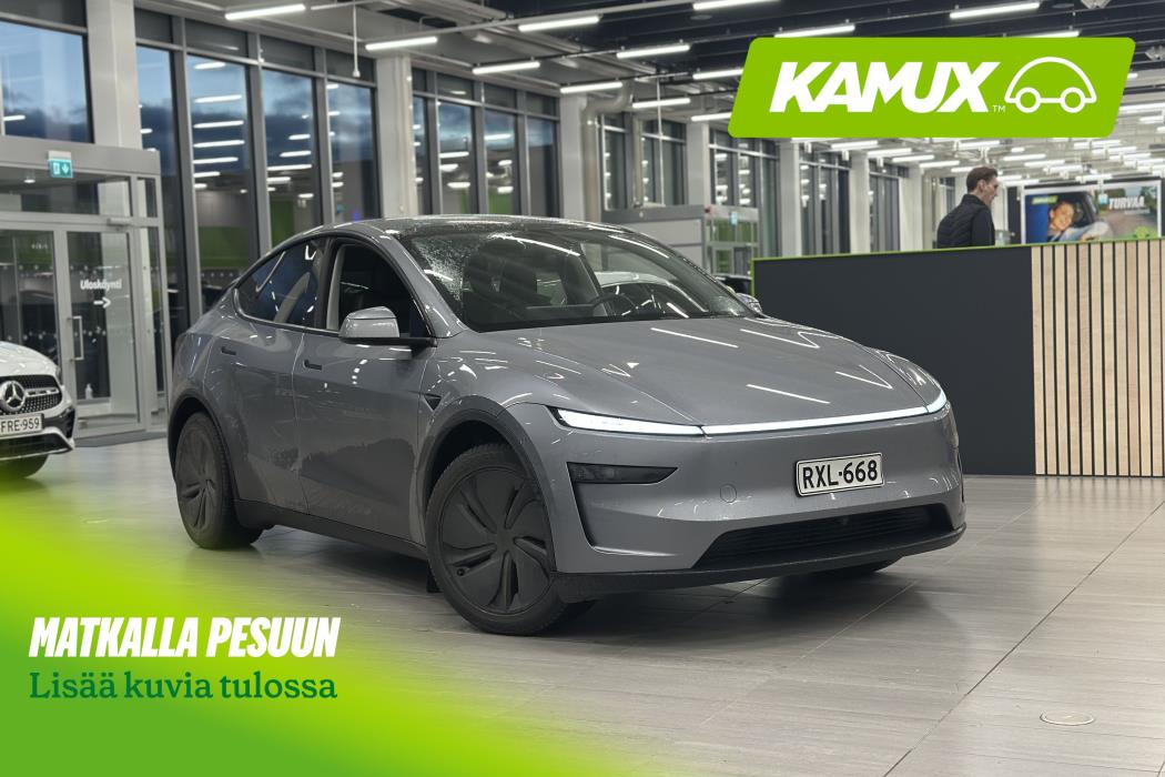 Tesla Model Y 2025