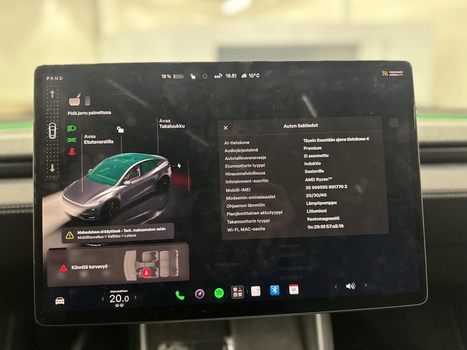 Tesla Model Y 2025