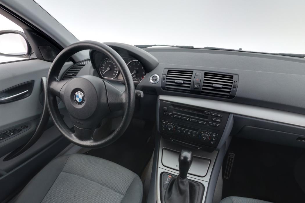 BMW 120 2005