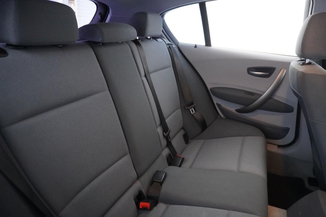 BMW 120 2005