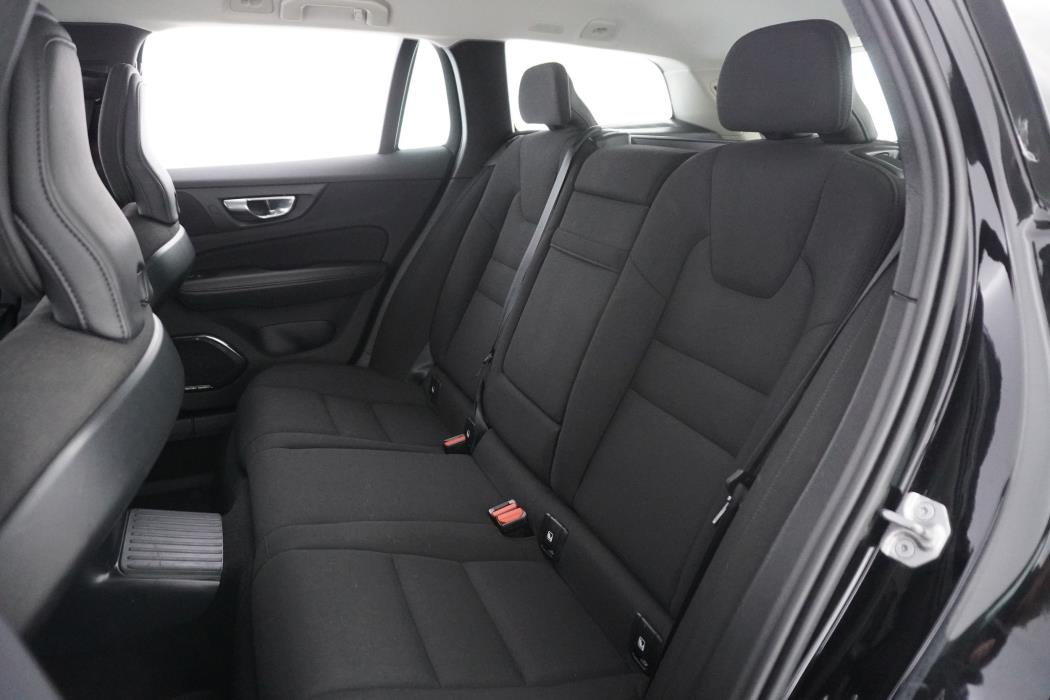 Volvo V60 2021