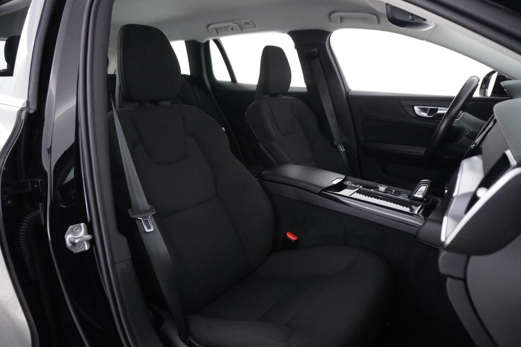 Volvo V60 2021