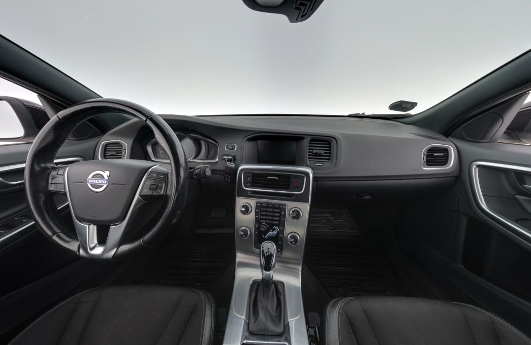 Volvo V60 2018