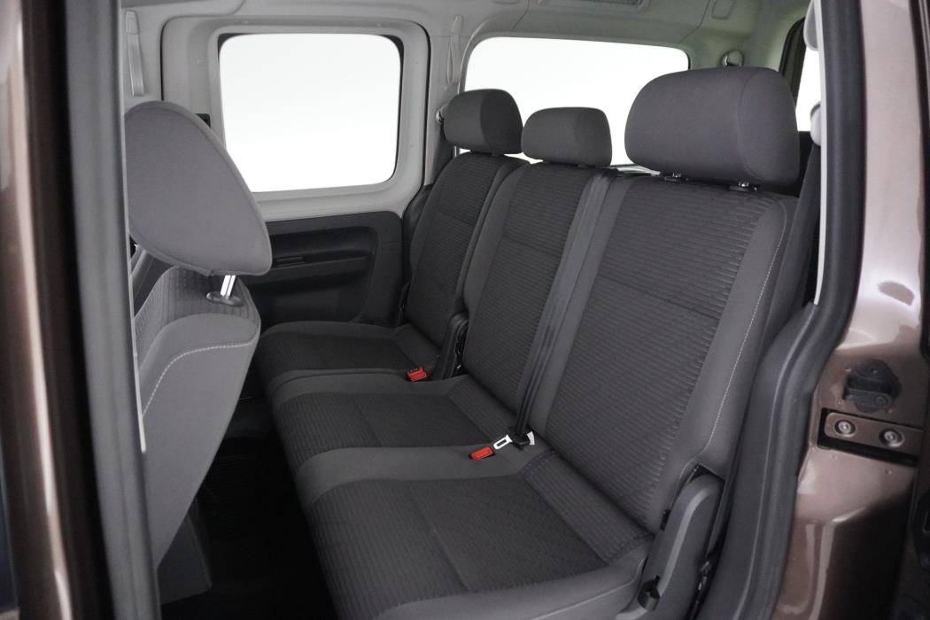 Volkswagen Caddy Maxi 2011
