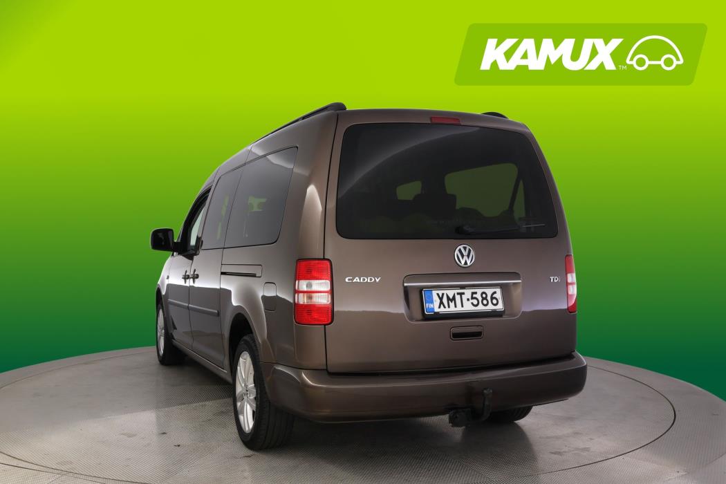 Volkswagen Caddy Maxi 2011