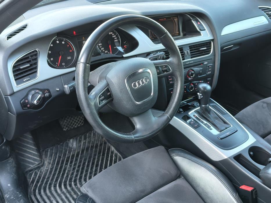 Audi A4 2011
