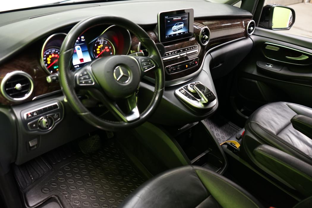 Mercedes-Benz V 2015
