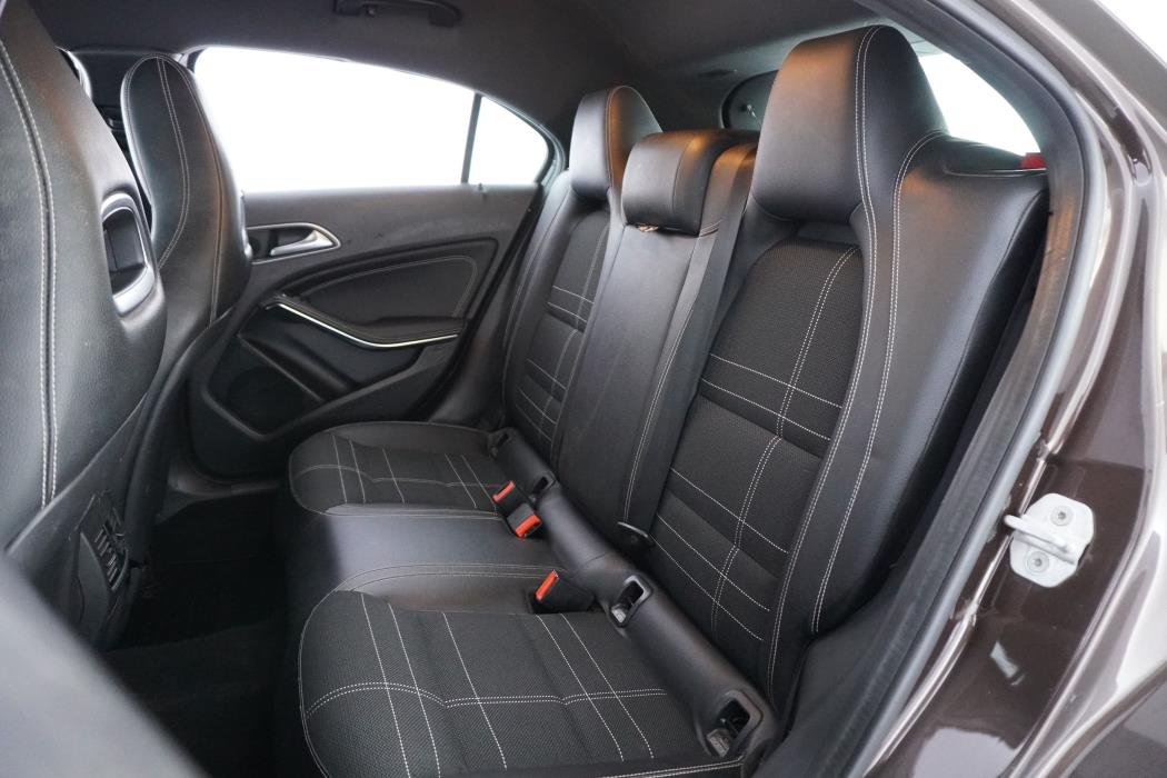 Mercedes-Benz A 2015