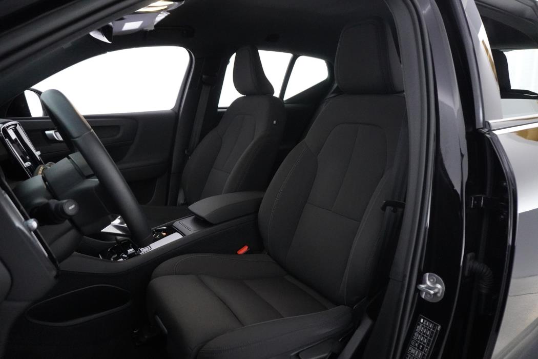 Volvo XC40 2023