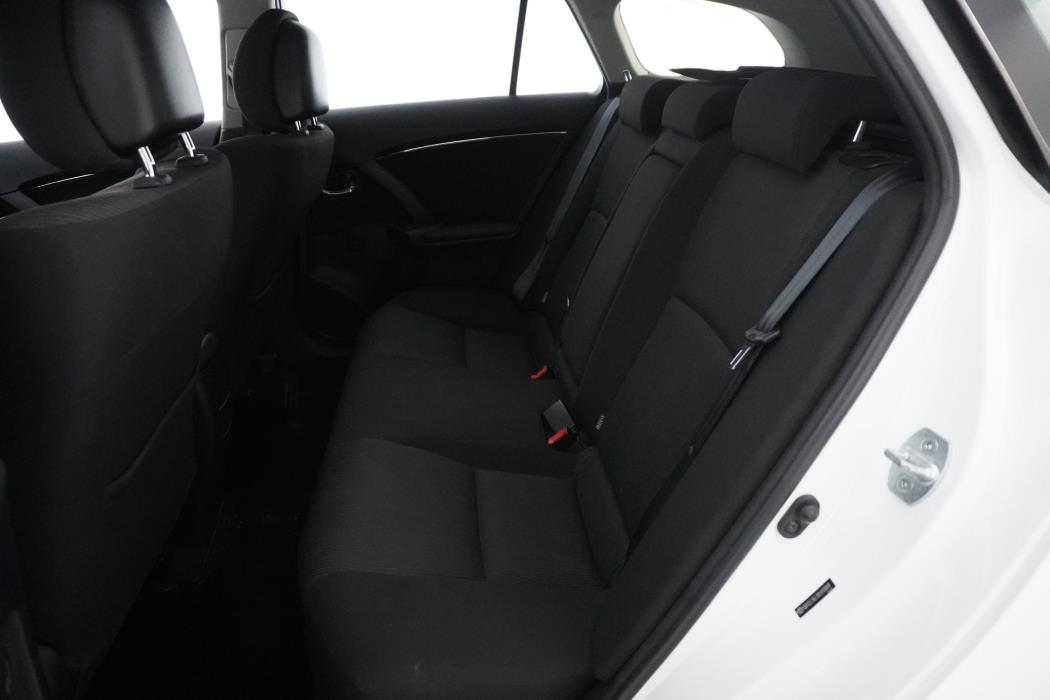 Toyota Avensis 2010