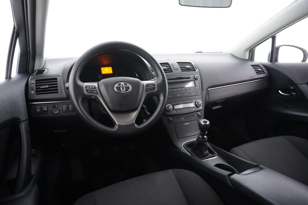 Toyota Avensis 2010