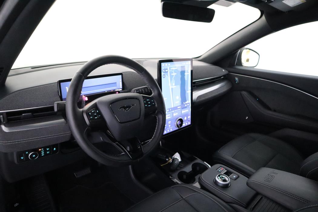Ford Mustang Mach-E 2023
