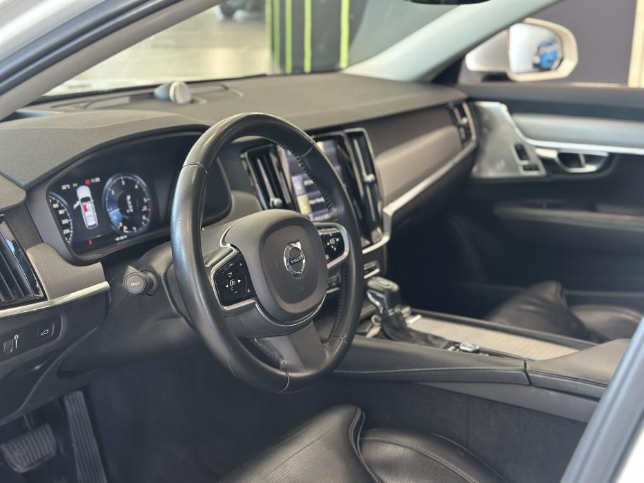 Volvo V90 2017
