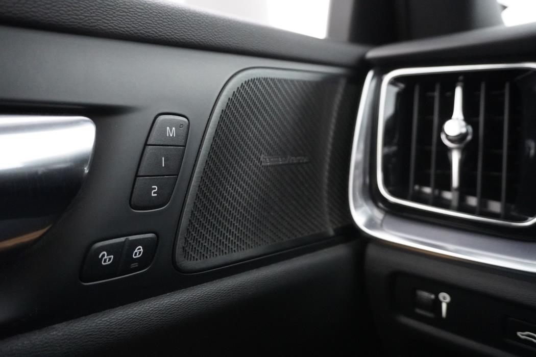 Volvo V60 Cross Country 2019