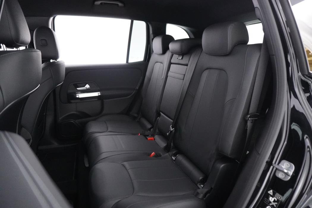 Mercedes-Benz EQB 2023