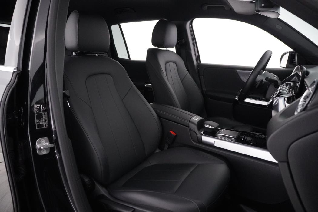 Mercedes-Benz EQB 2023