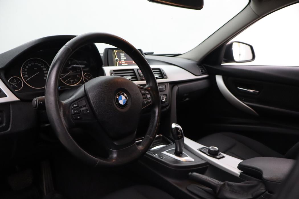 BMW 316 2013