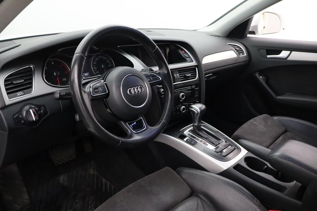 Audi A4 Allroad 2012