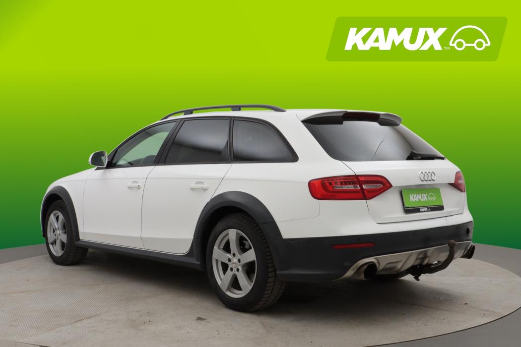 Audi A4 Allroad 2012