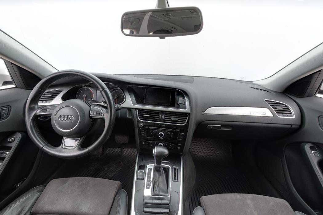 Audi A4 Allroad 2012