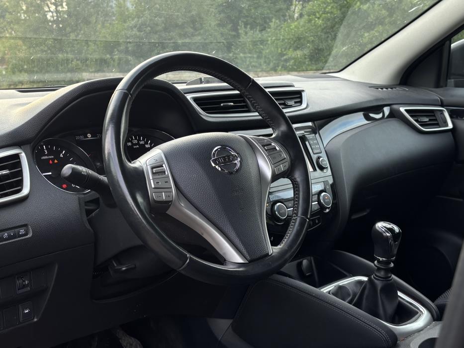 Nissan Qashqai 2015