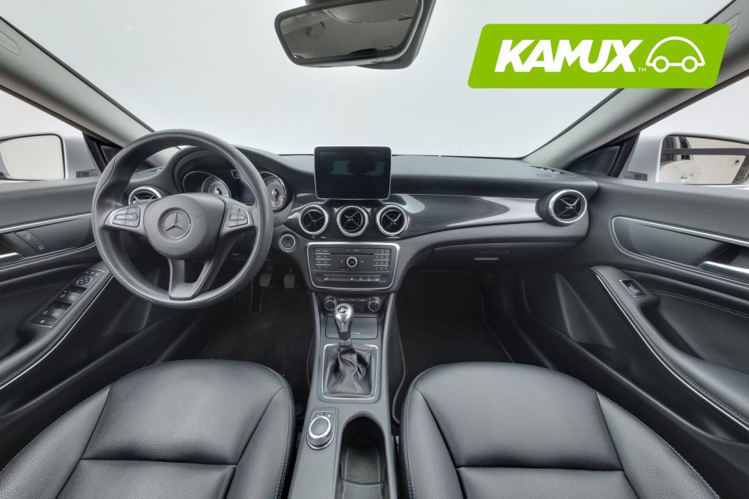 Mercedes-Benz CLA 2015